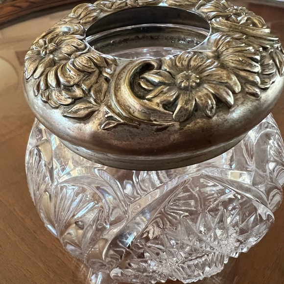 Meet your Posher, Zee - Picture 3 of 16